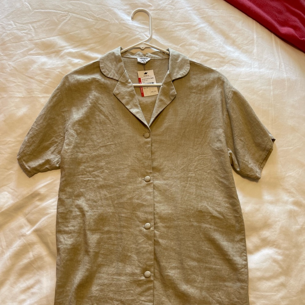 Tan button down beach coverup. Never worn NWT